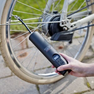 Het apparaat kan onder andere gebruikt worden op fietsbanden. 